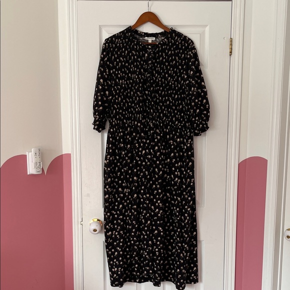 Monsoon Black Orielle Print Jersey Midi Dress - Picture 7 of 10
